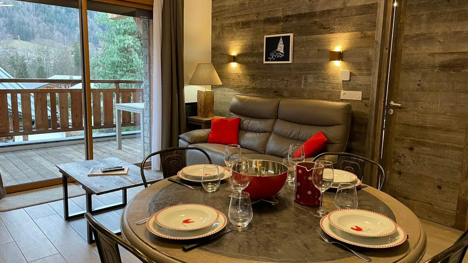 Appartement Neuf 3 Pieces Avec Parking Et Wi-Fi A Morzine - Fr-1-754-92 0*,  France