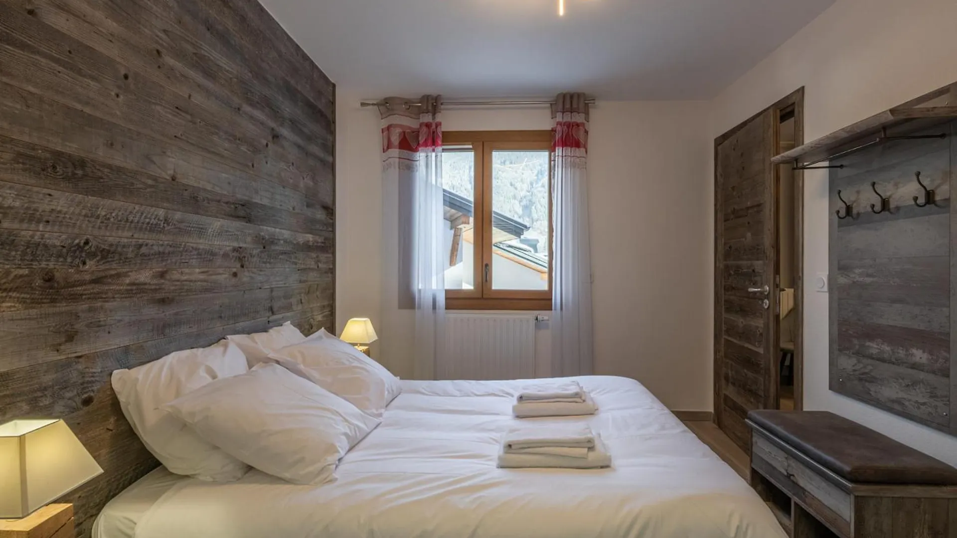 Appartement Neuf 3 Pieces Avec Parking Et Wi-Fi A Morzine - Fr-1-754-92